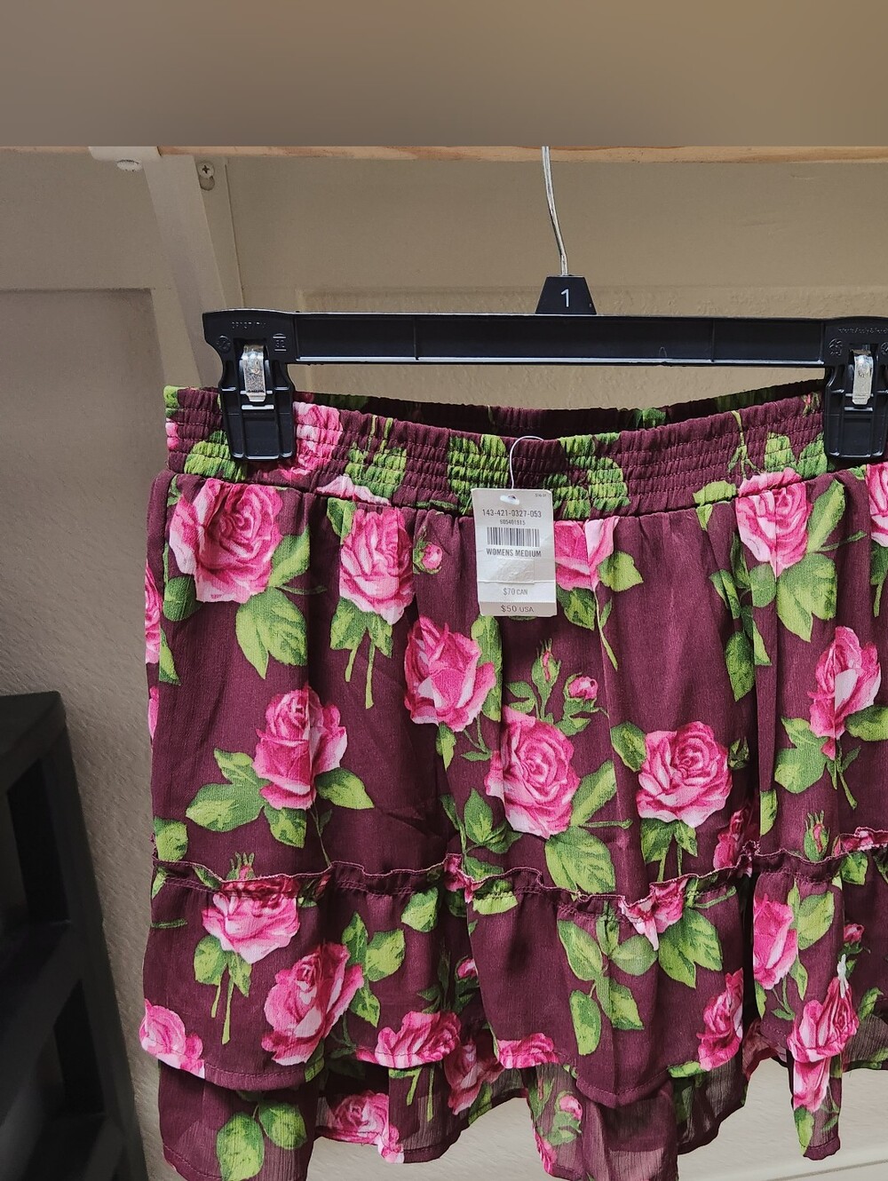 NWT Abercrombie And Fitch Floral Ruffle Skirt in Burgundy with Pink Roses